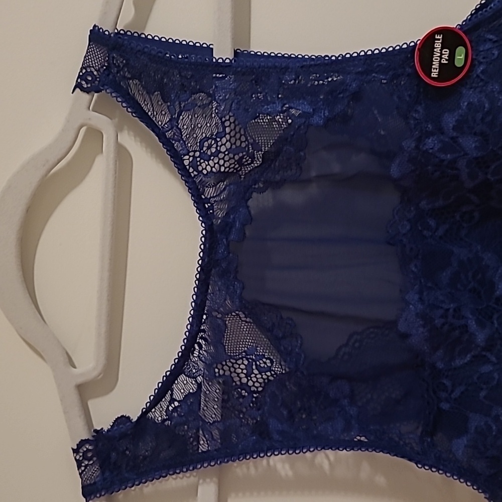NWT Rene Rofe high neck bra top - Picture 3 of 5